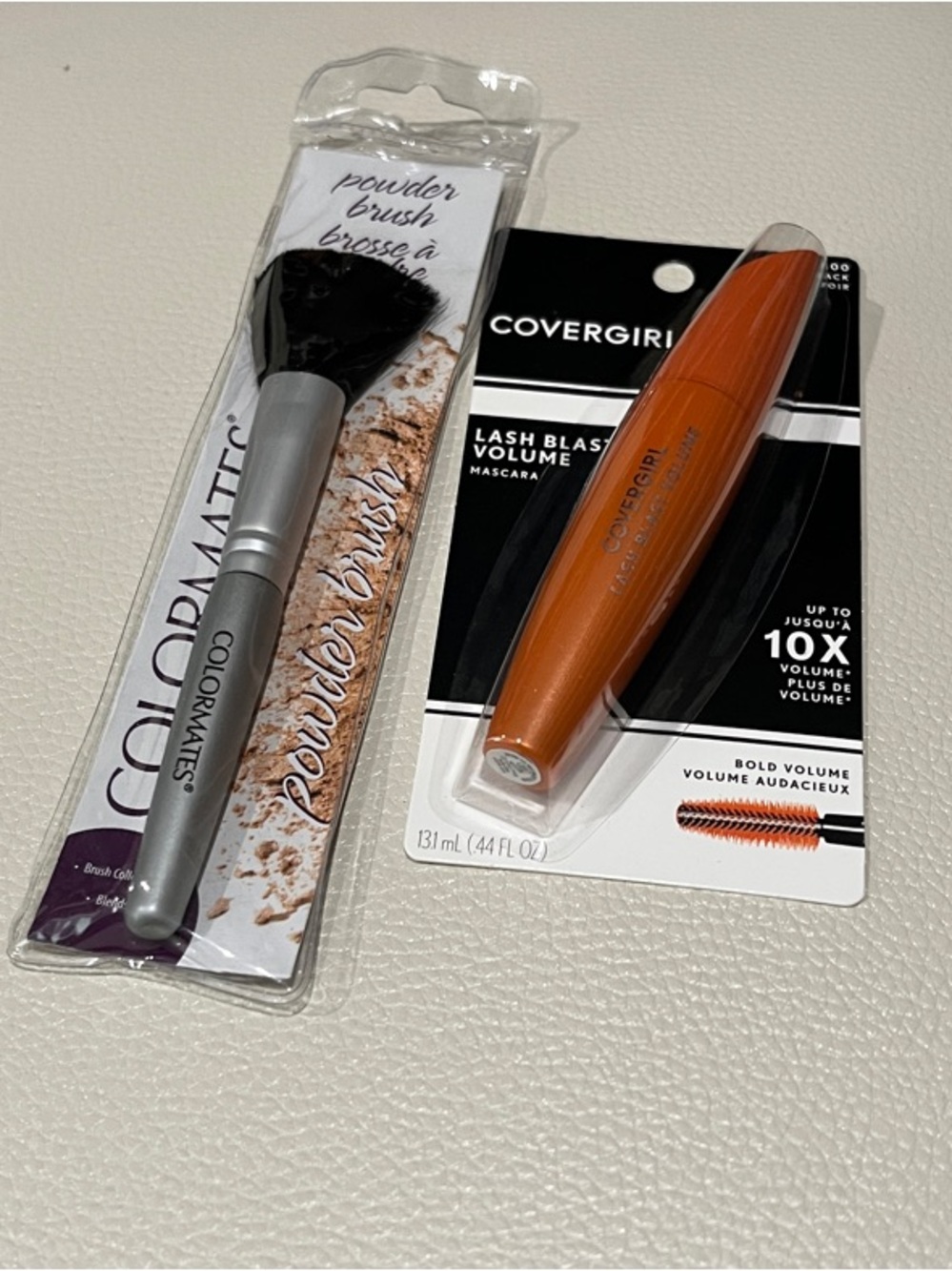 COVERGIRL Very Black Mascara and Powder Brush Set — Orange Mascara, Silver Brush